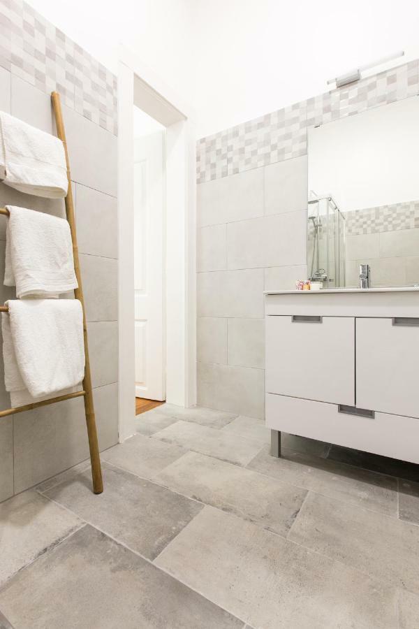 Lisbon Secret & Charming Baixa 4 Bedroom Apartment Zewnętrze zdjęcie